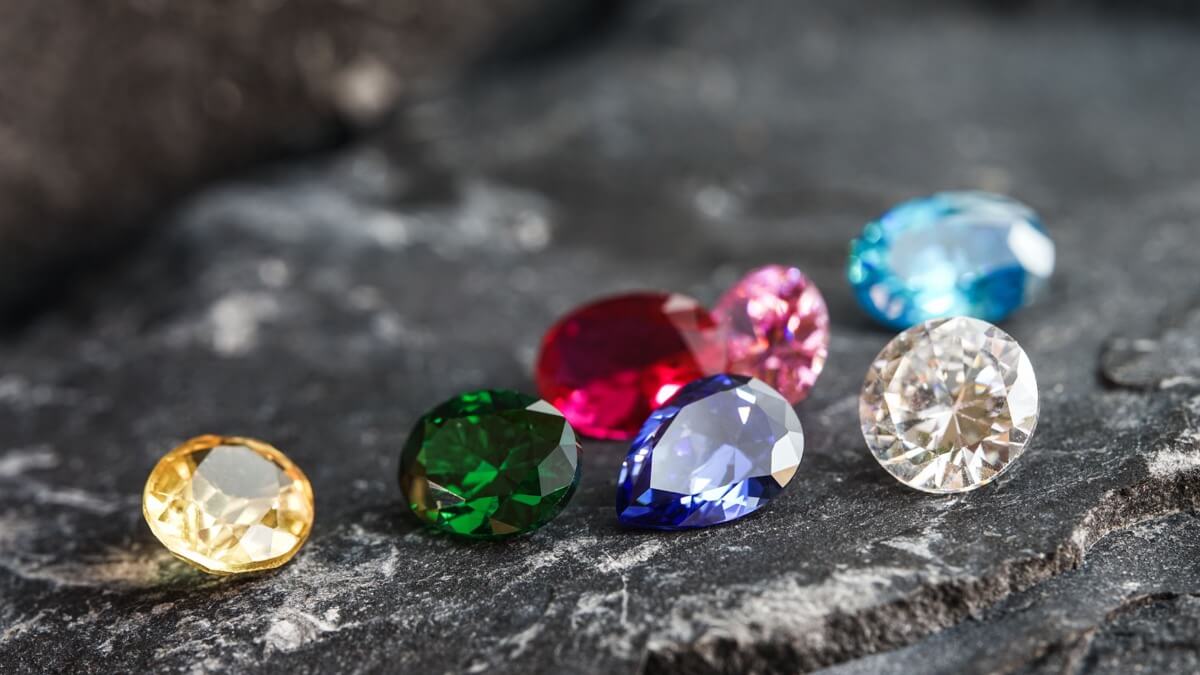The Benefits of Buying Loose Sapphires for Custom Jewelry