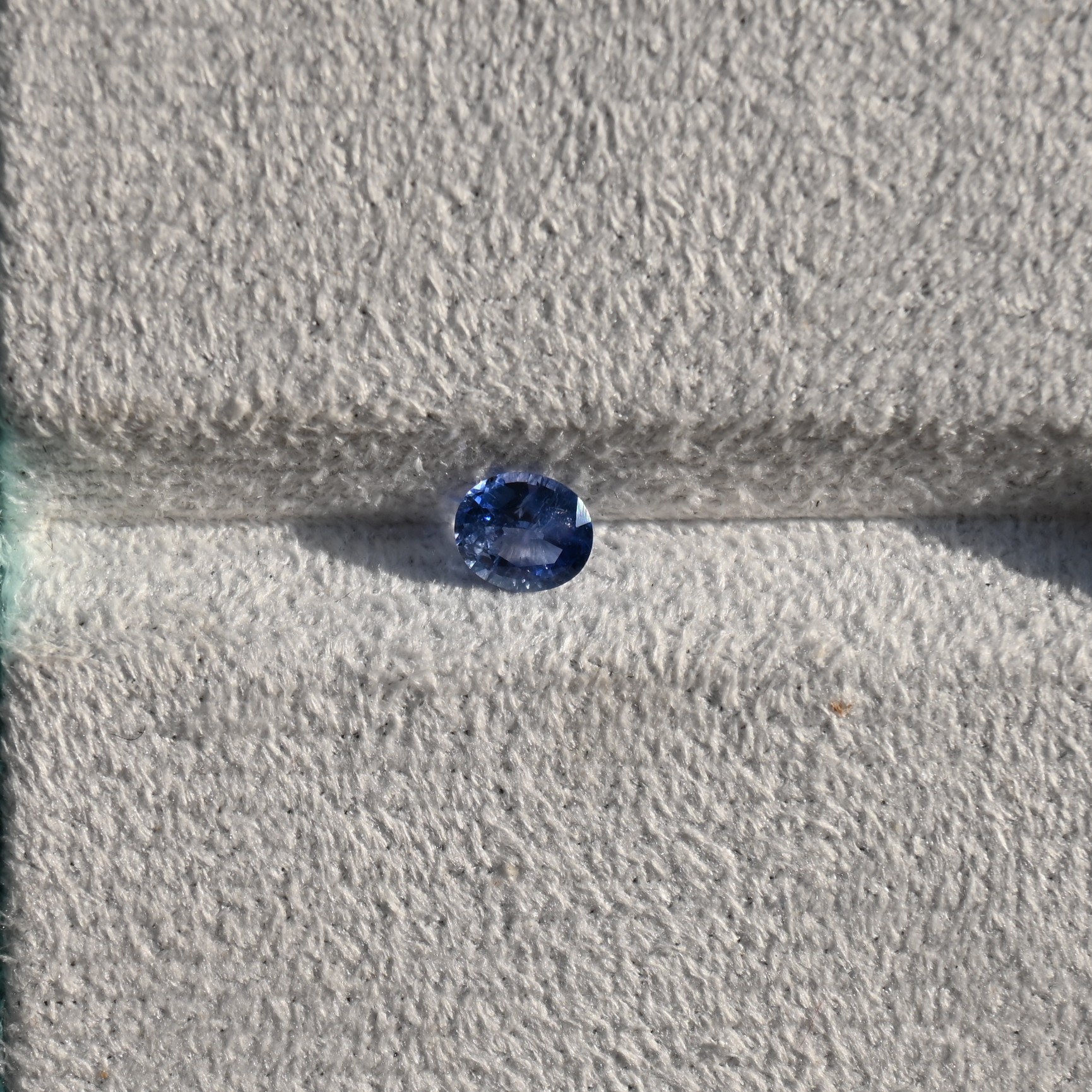 Blue Sapphire, 0.76ct Oval, SA0011, Sri Lanka