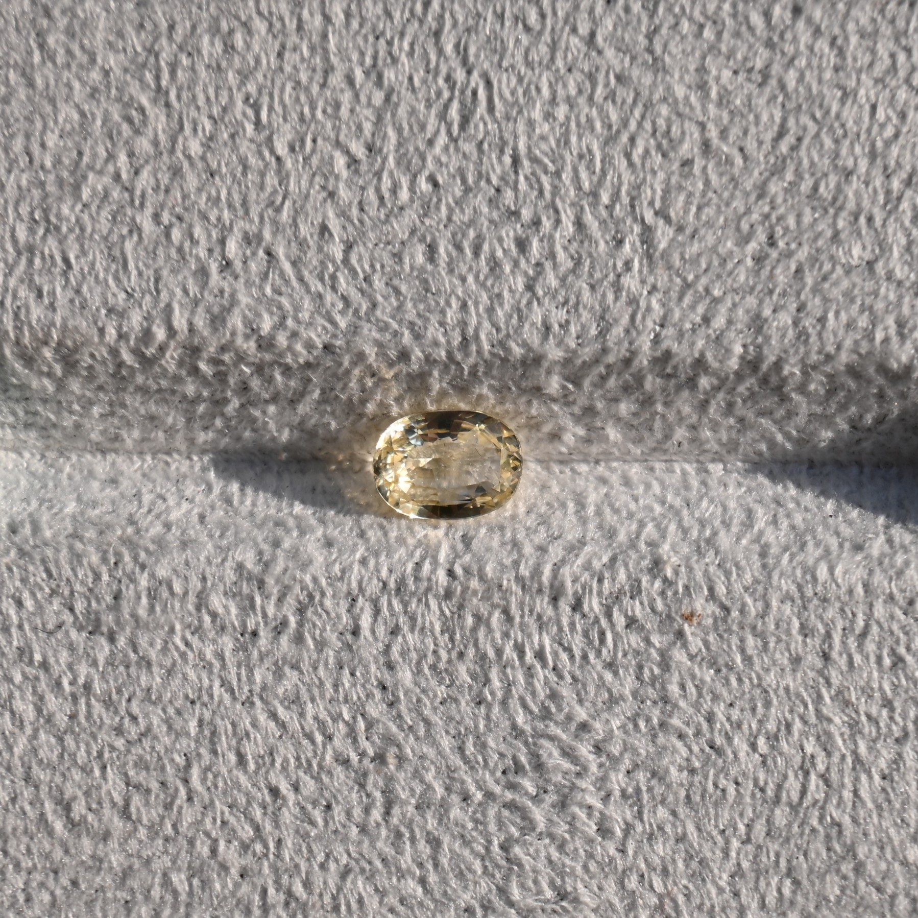 1.16ct Yellow Sapphire, SAY002, Ceylon Golden Gem