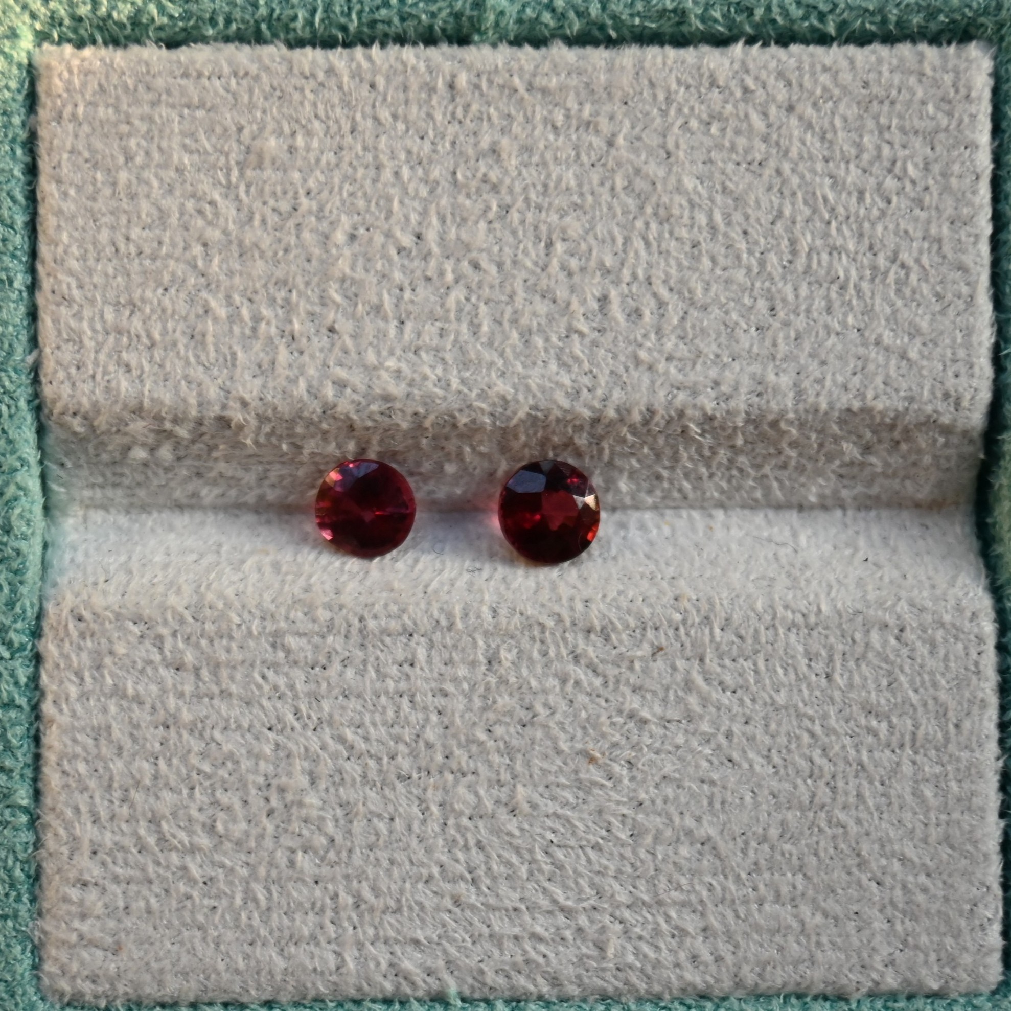 Red Garnet Pair, GAL001, Round Garnet Set, Sri Lanka Red Gem