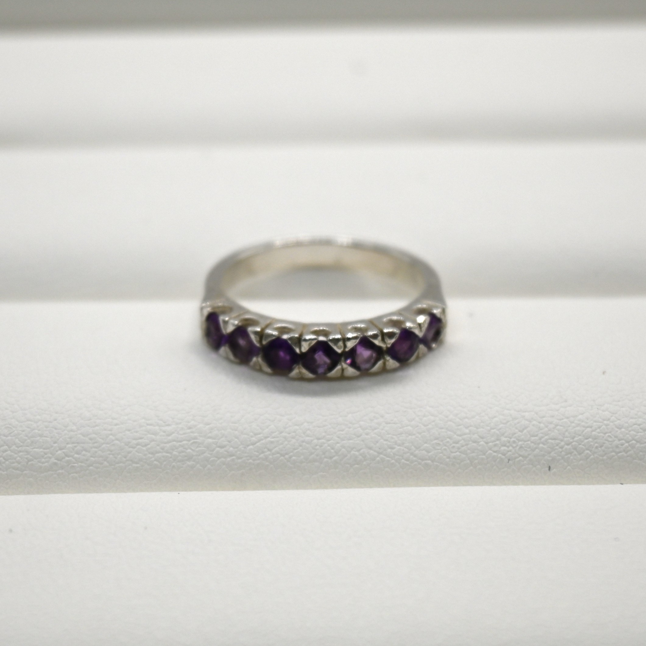 0.36cm Band Height; Weight 3.1g; 7 Genuine Amethyst Stones; Hand-aligned Settings. Amethyst Band, HR0009, Purple Gemstone, 7pcs Amethyst, Sri Lanka Silver