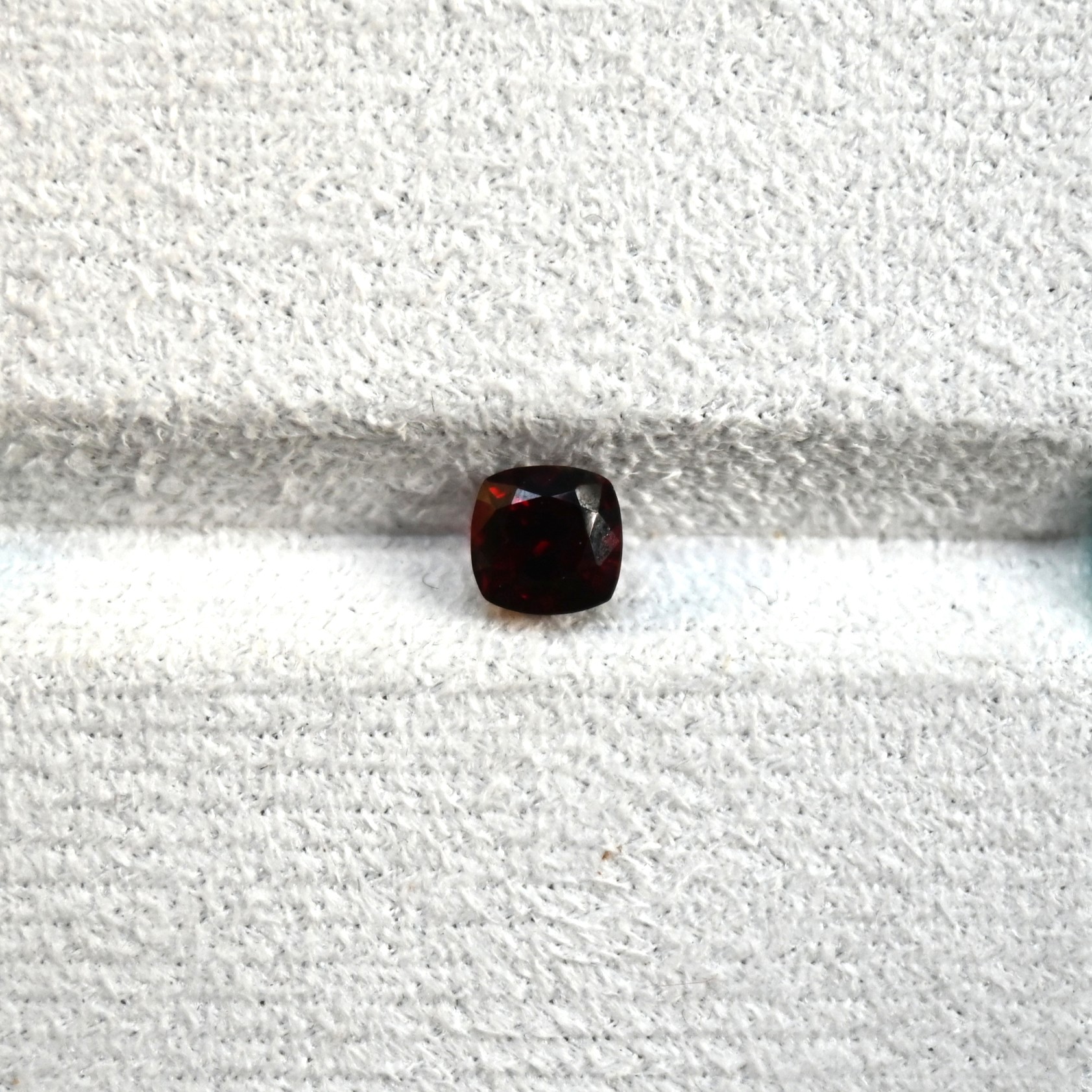 • Type: Natural Spinel • Weight: 2.04ct • Origin: Sri Lanka • Shape: Square Red Spinel, 2.04ct SP0002, Square Spinel