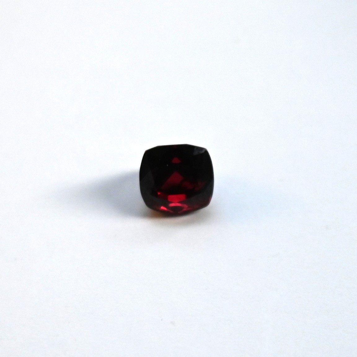 • Type: Natural Spinel • Weight: 2.04ct • Origin: Sri Lanka • Shape: Square Red Spinel, 2.04ct SP0002, Square Spinel