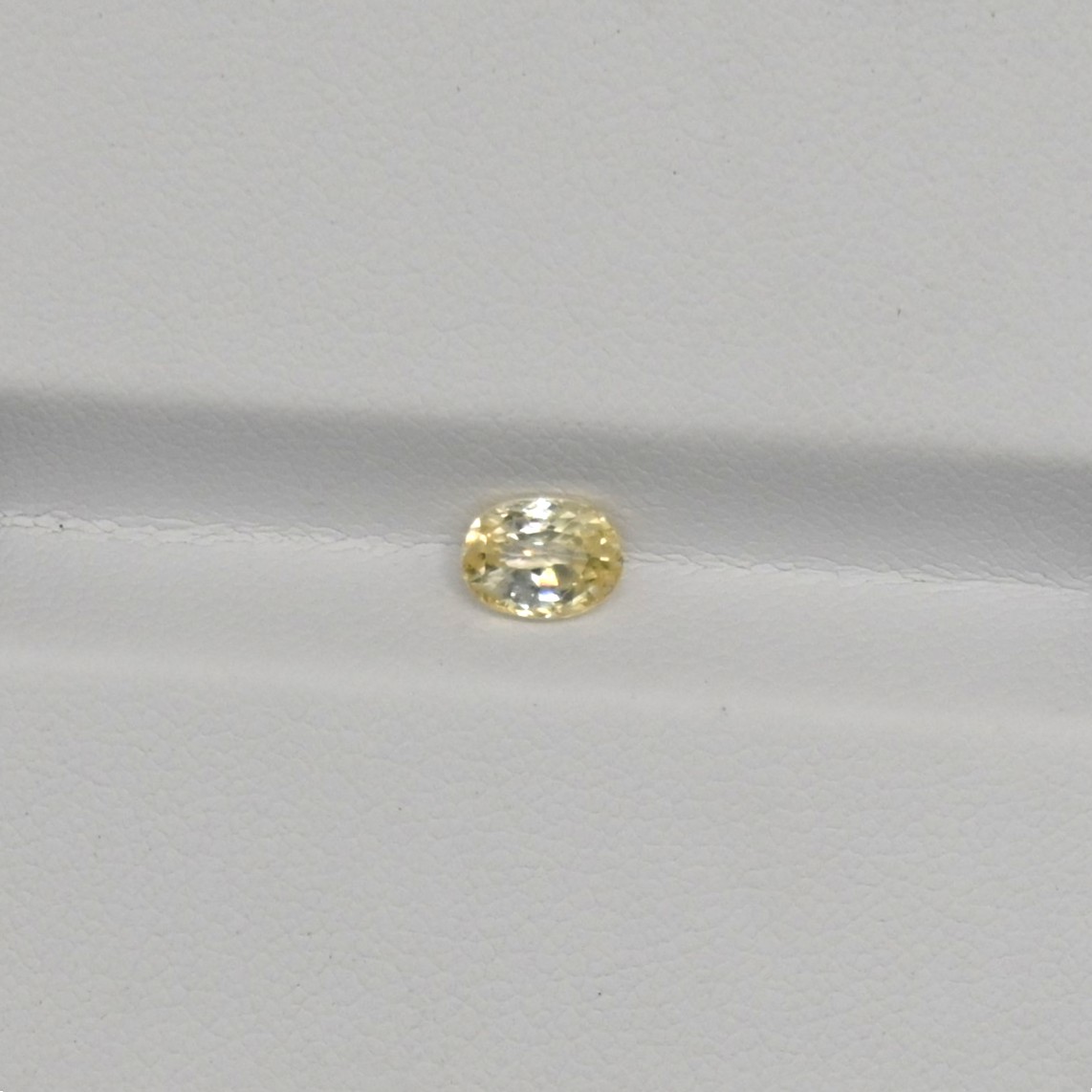 • Type: Yellow Sapphire • Weight: 1.09ct • Origin: Sri Lanka • Shape: Oval 1.09ct Yellow Sapphire, SAY004, Sri Lanka Canary