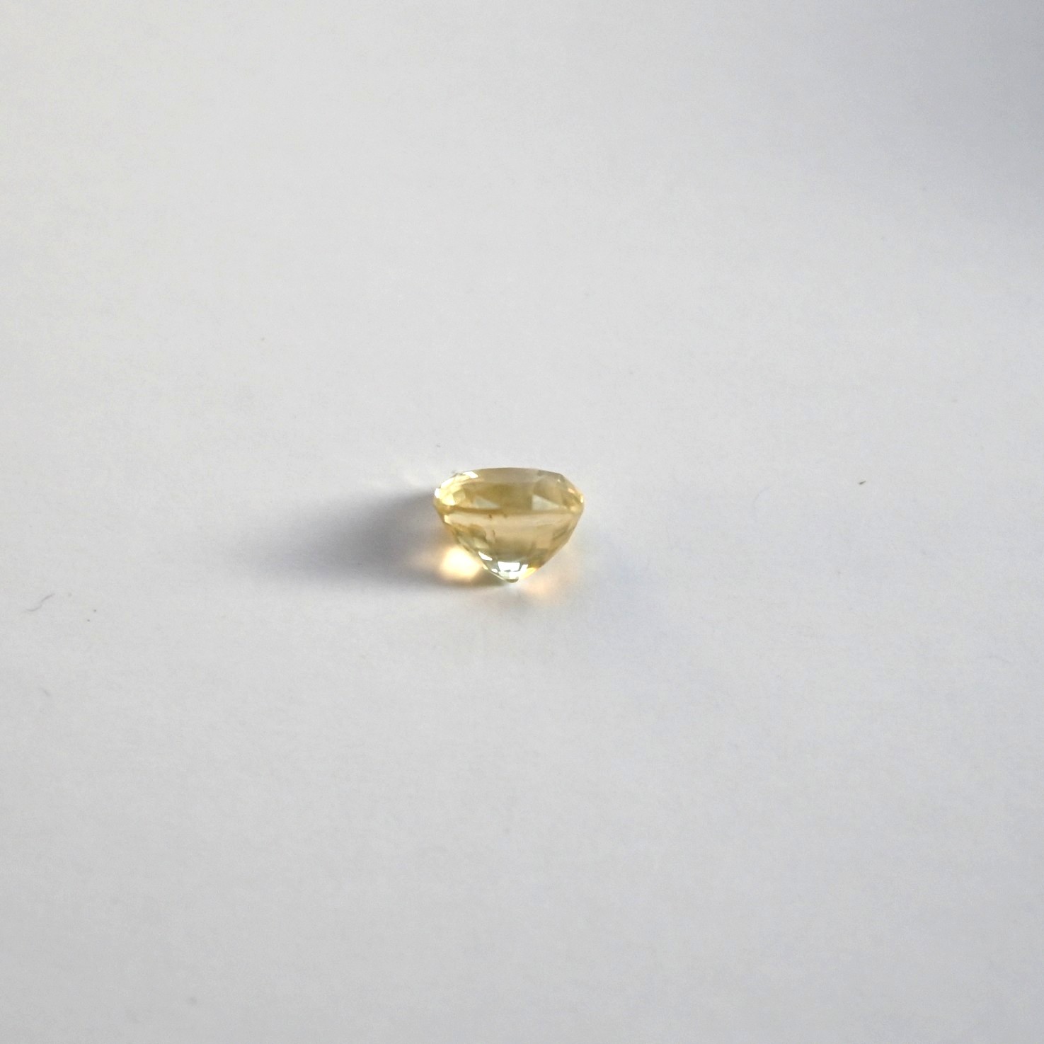 Yellow Sapphire, 1.15ct SAY005, Sri Lanka Sun Gem