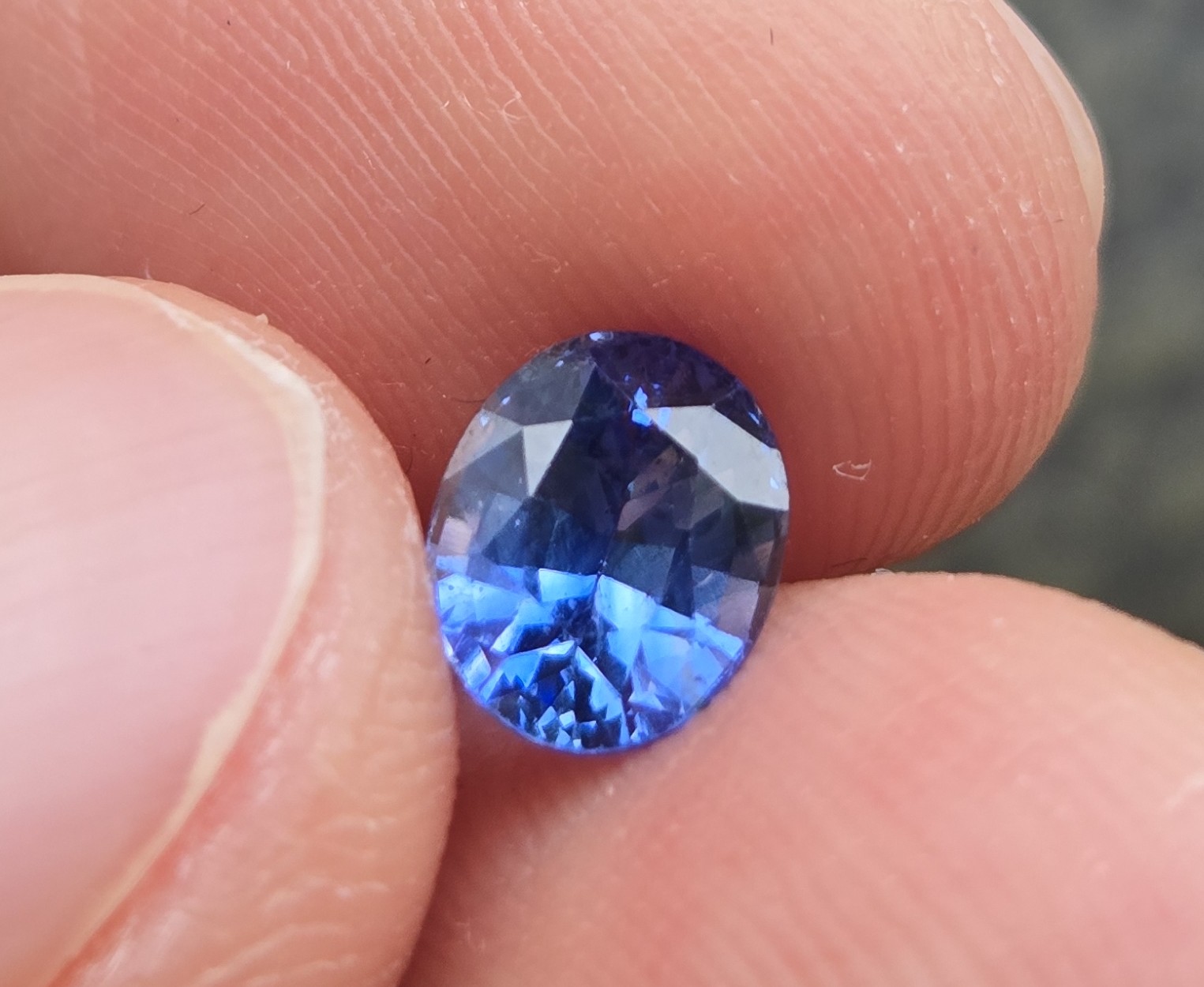 • Type: Natural Sapphire • Weight: 1.09ct • Origin: Sri Lanka • Shape: Oval 1.09ct Sapphire, Blue Oval, Sri Lanka SA0007