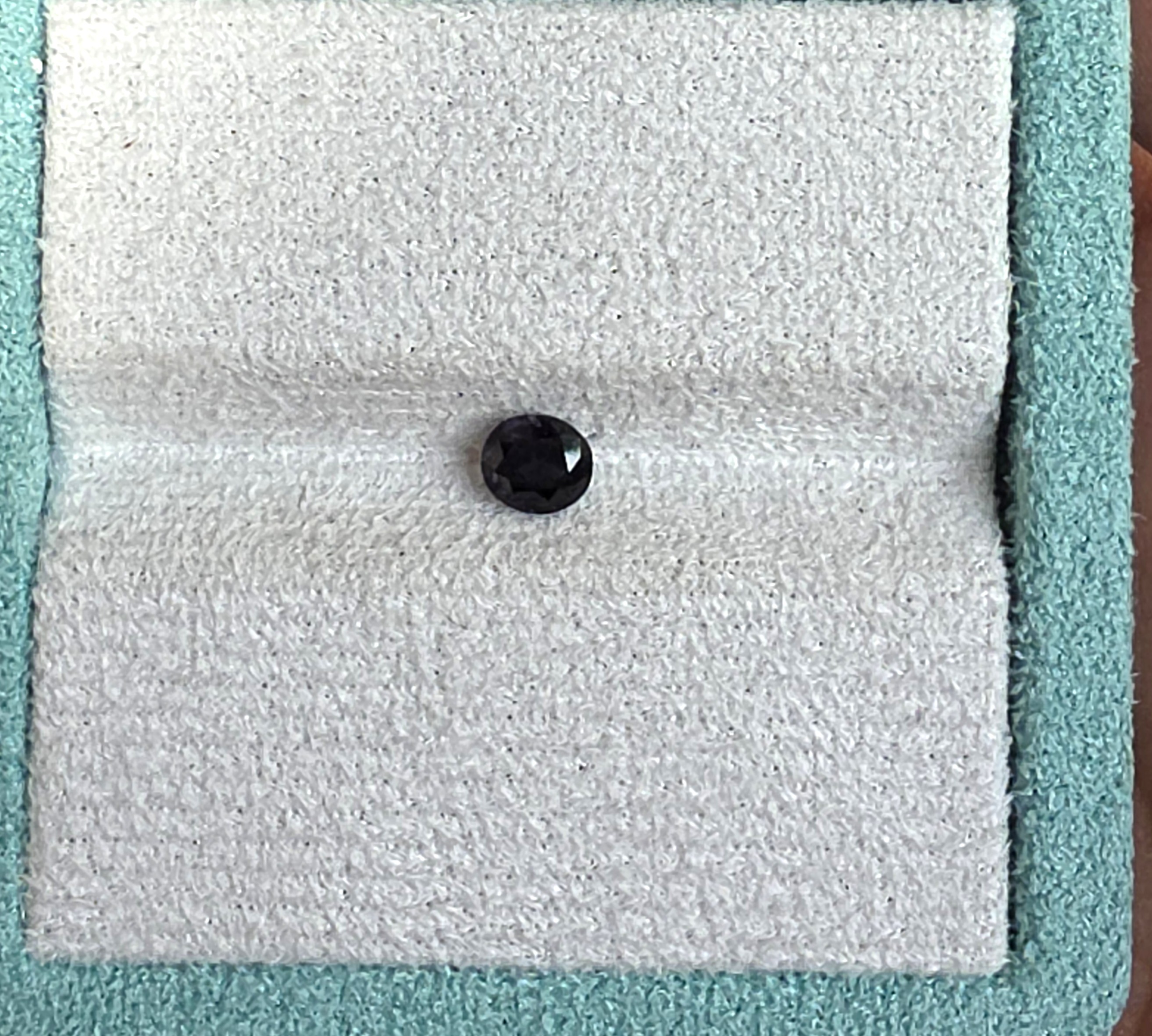 Dark Purple Spinel Oval 1ct - 5.9x5.2x4.2mm