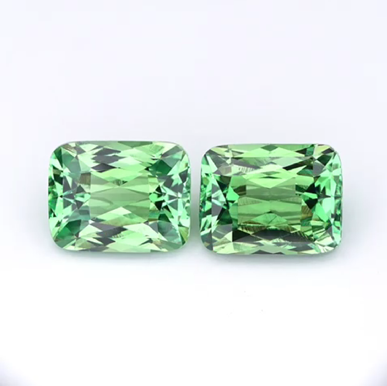 Chrysoberyl Pair, Mint Chrysoberyl, 5ct Chrysoberyl, Cushion Chrysoberyl, Matched Gemstones, Sri Lanka Chrysoberyl