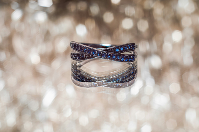 Why a Sapphire Engagement Ring is the Ultimate Expression of Timeless Love