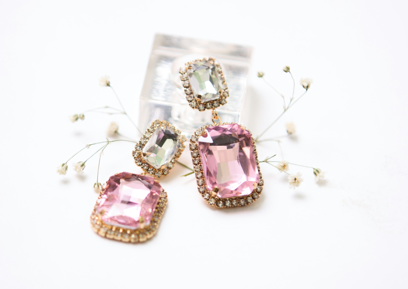 Pink Sapphire vs Pink Diamond: Why Sri Lanka Pink Sapphire Is a Rare and Valuable Gemstone Choice