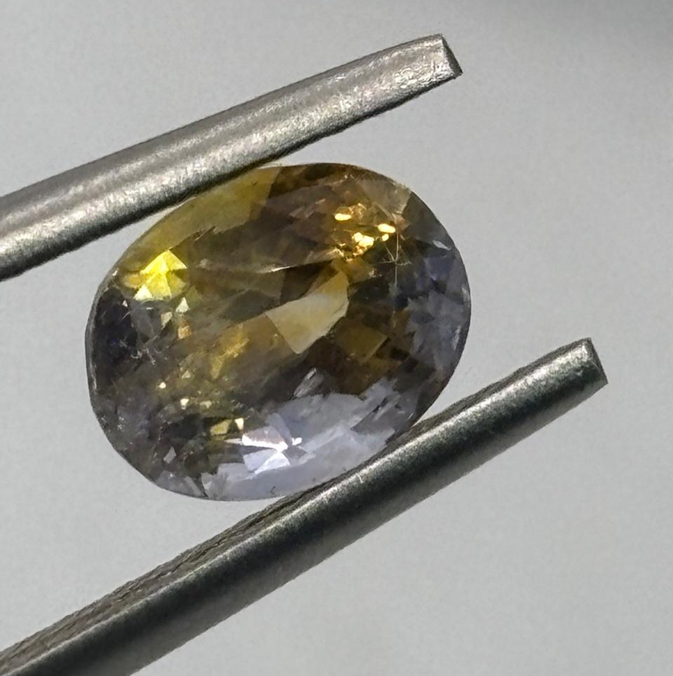 1.45 Carat Natural Bi-Color Sapphire from Sri Lanka | White &amp; Yellow Loose Gemstone
