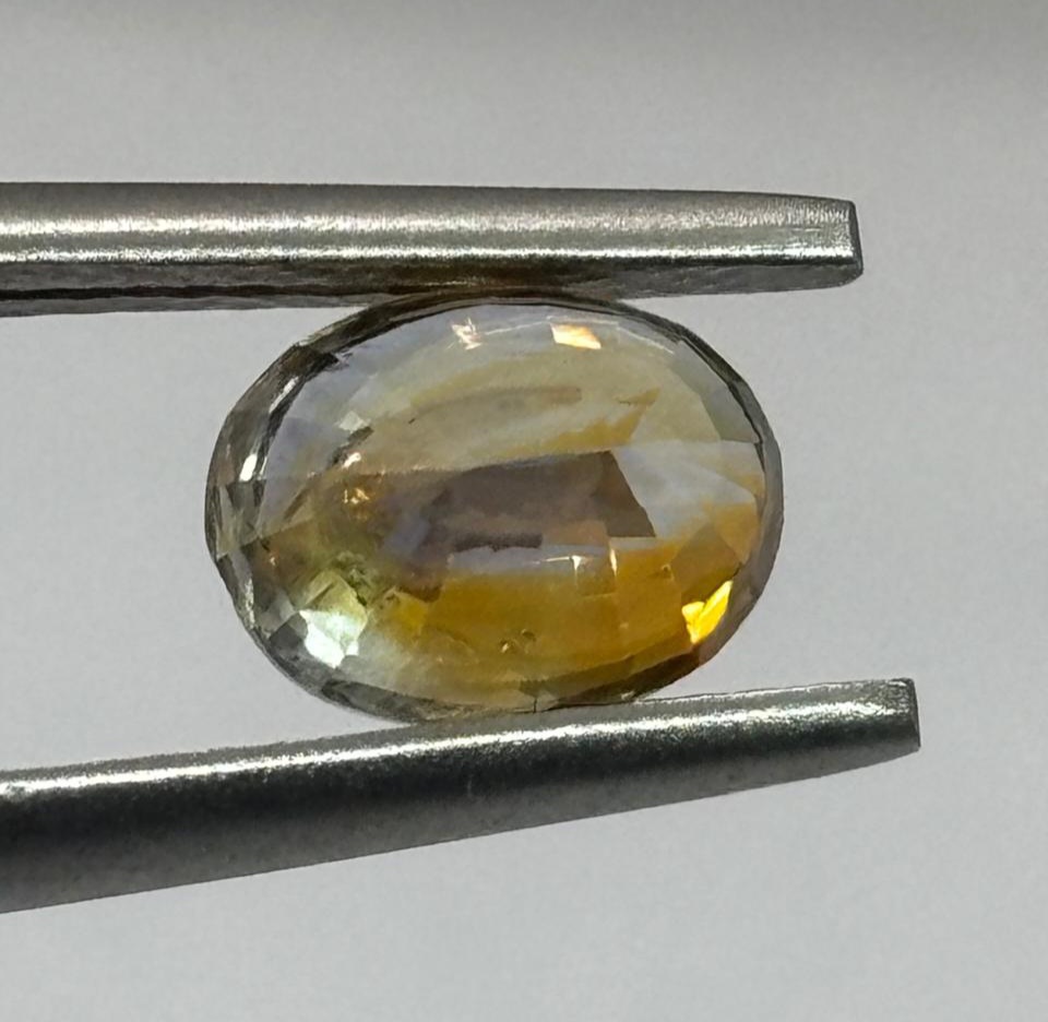 1.45 Carat Natural Bi-Color Sapphire from Sri Lanka | White &amp; Yellow Loose Gemstone