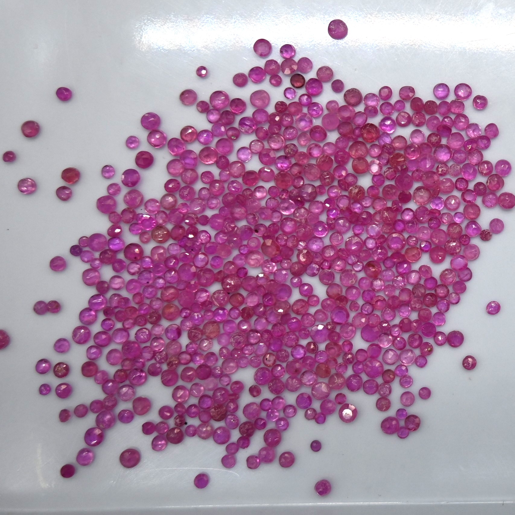 55.65 Ct Natural Unheated Madagascar Ruby Lot, Round, 500 Pcs