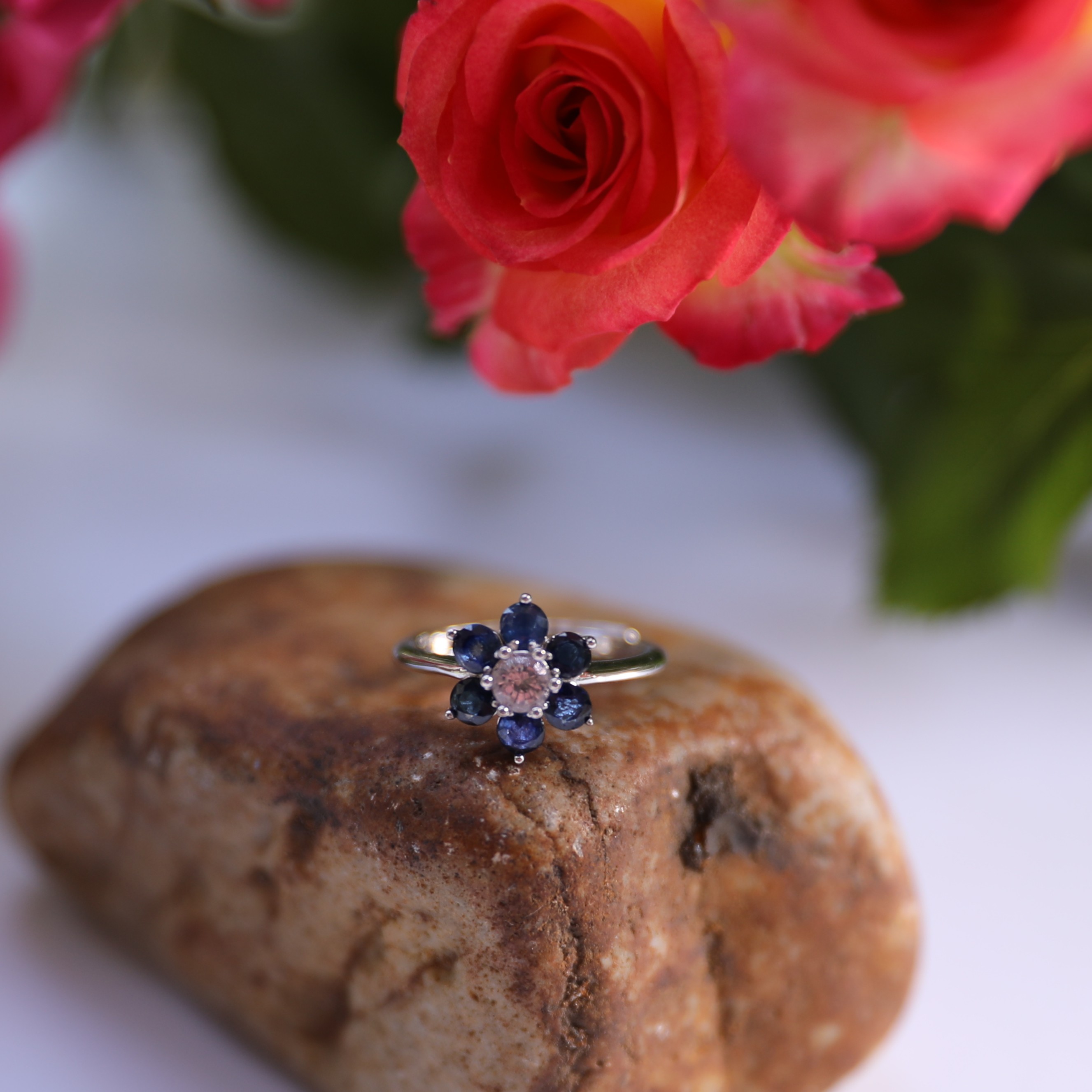 7-Piece Sapphire Flower Shape Adjustable Silver Ring 11#
