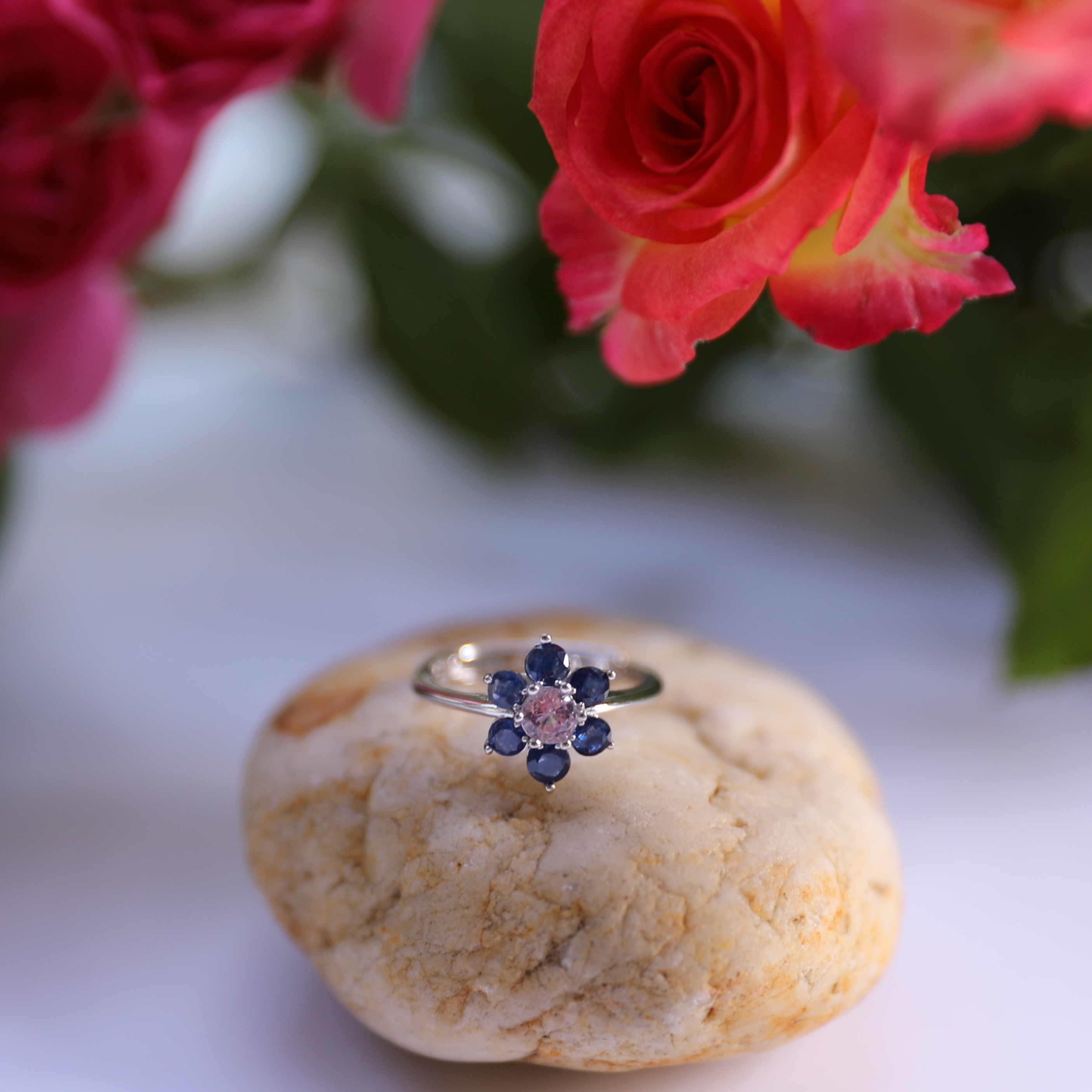 7-Piece Sapphire Flower Shape Adjustable Silver Ring 11#
