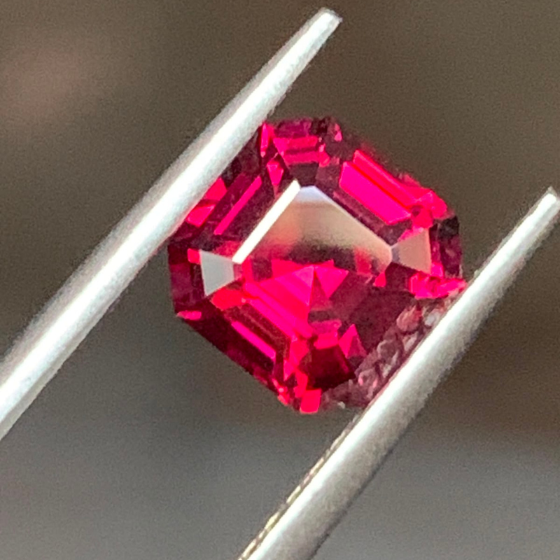 Granate rodolita natural de 2,06 ct, talla octogonal, color rosa, Sri Lanka