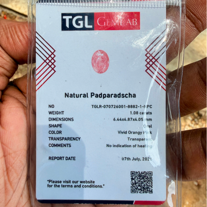 1.08 Ct Natural Unheated Padparadscha Sapphire, Oval
