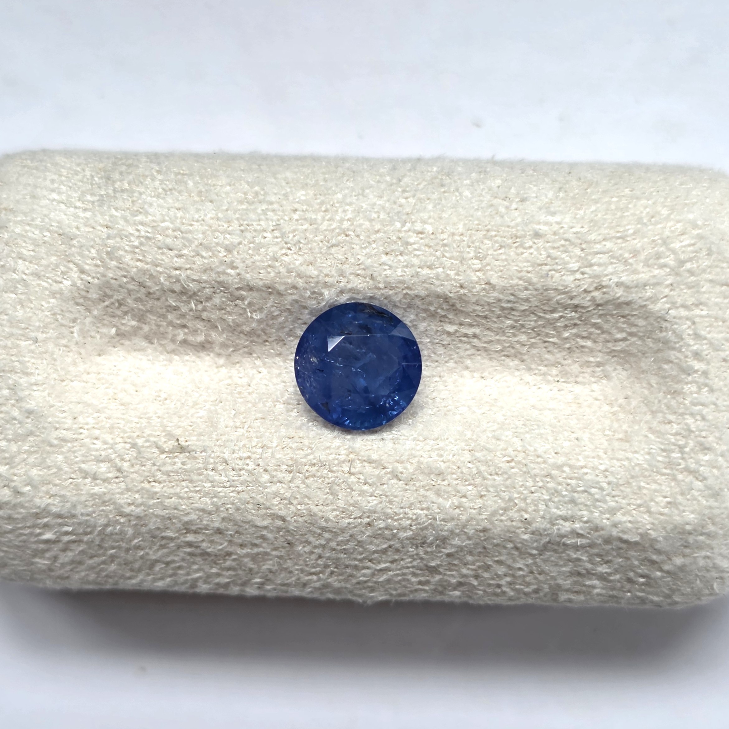 1.05 Ct Natural Blue Sapphire, Round, Sri Lanka