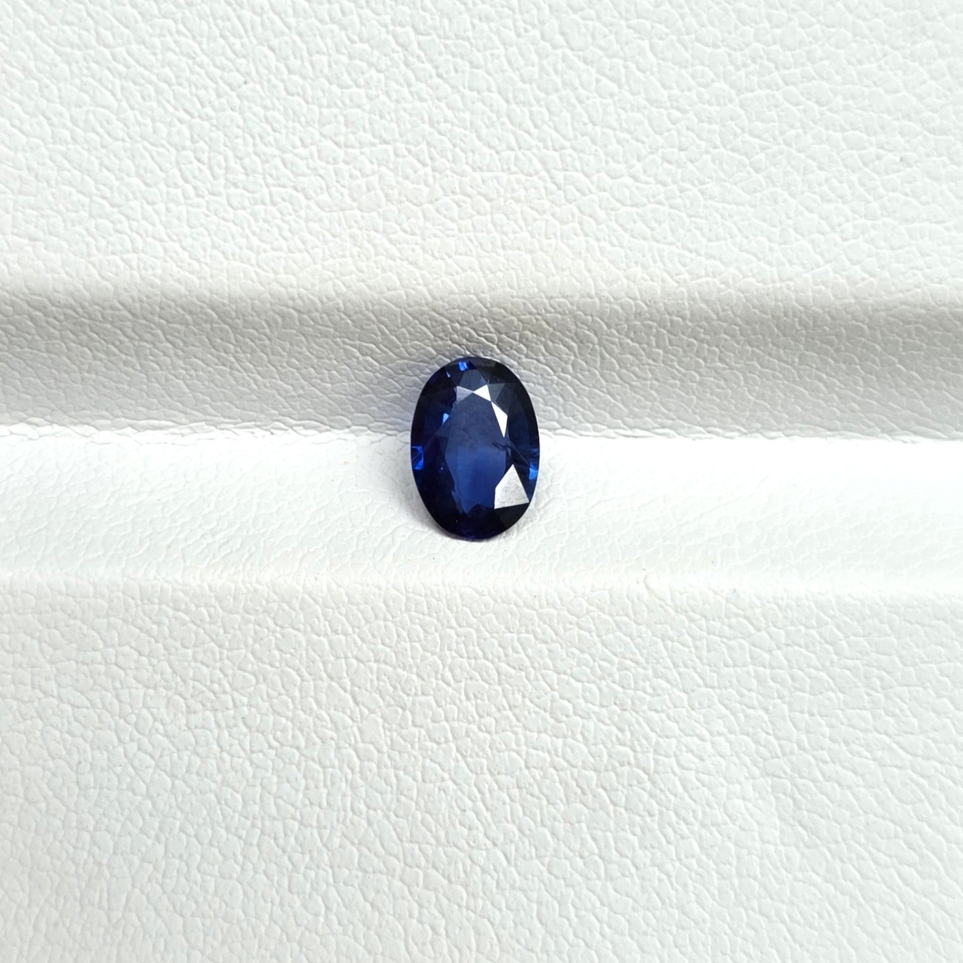 0.79 Ct Natural Blue Sapphire, Oval, Sri Lanka