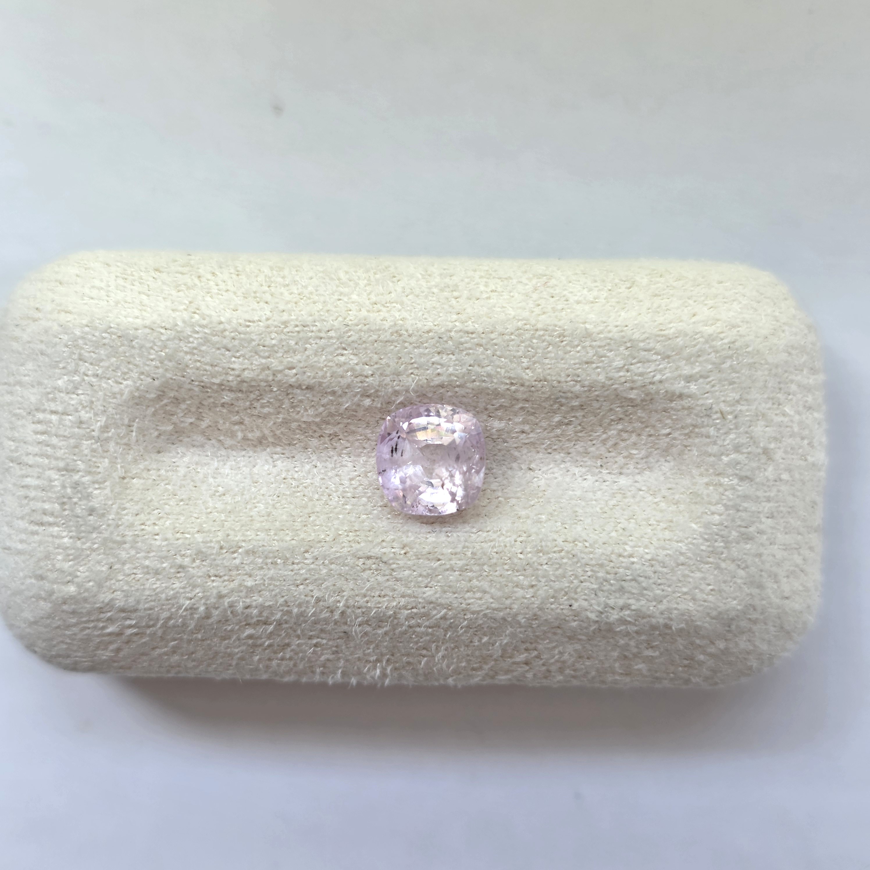 0.97 Ct Natural Pink Sapphire, Sri Lanka