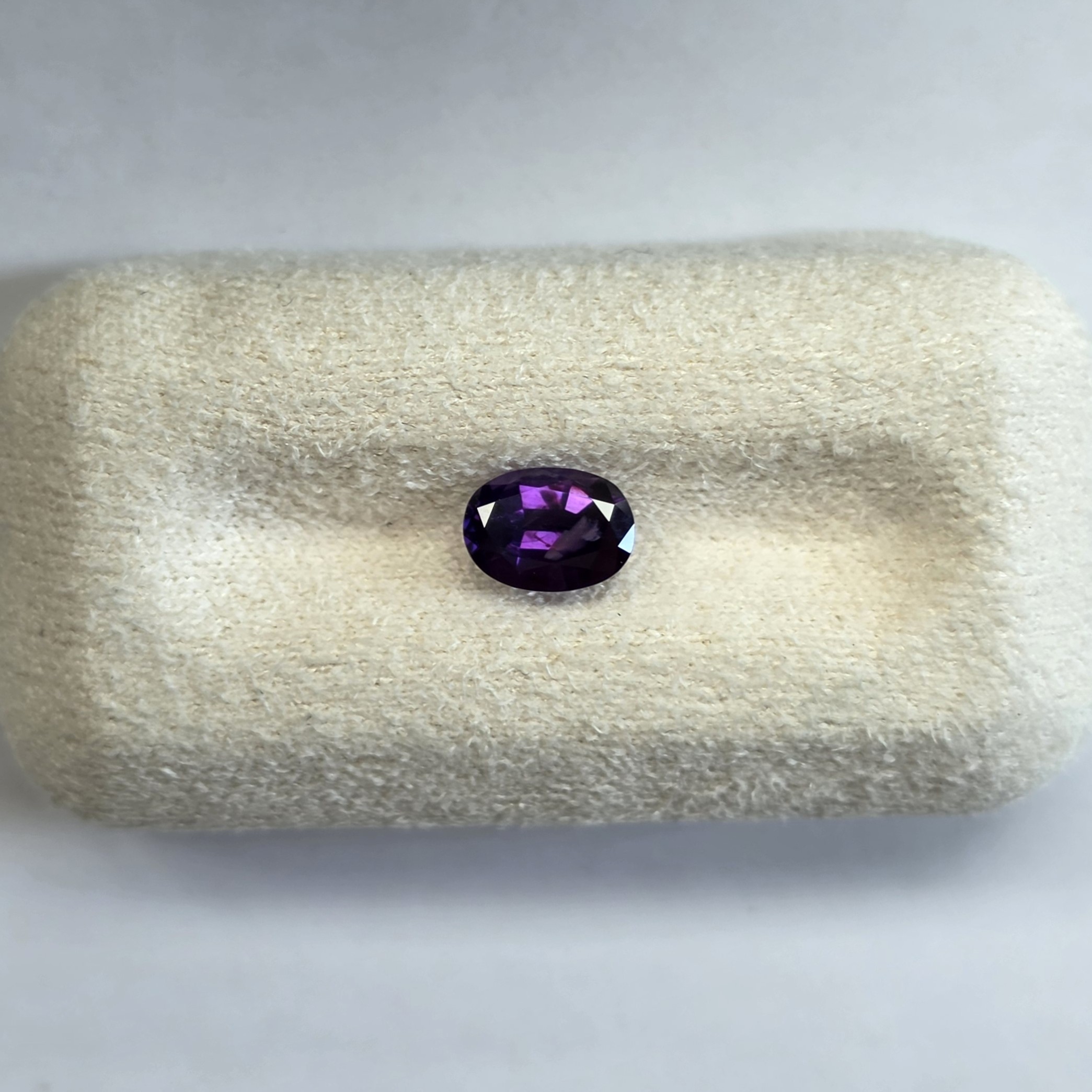 0.72 Ct Natural Purple Sapphire, Oval, Sri Lanka